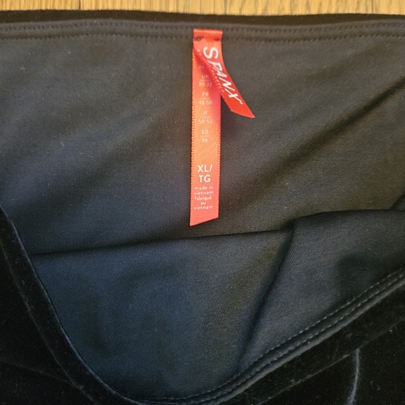 Spanx Velvet Leggings High Waisted Black - Size XL - Picture 4 of 5